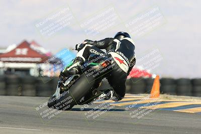 media/Feb-12-2022-SoCal Trackdays (Sat) [[3b21b94a56]]/Turn 16 (125pm)/